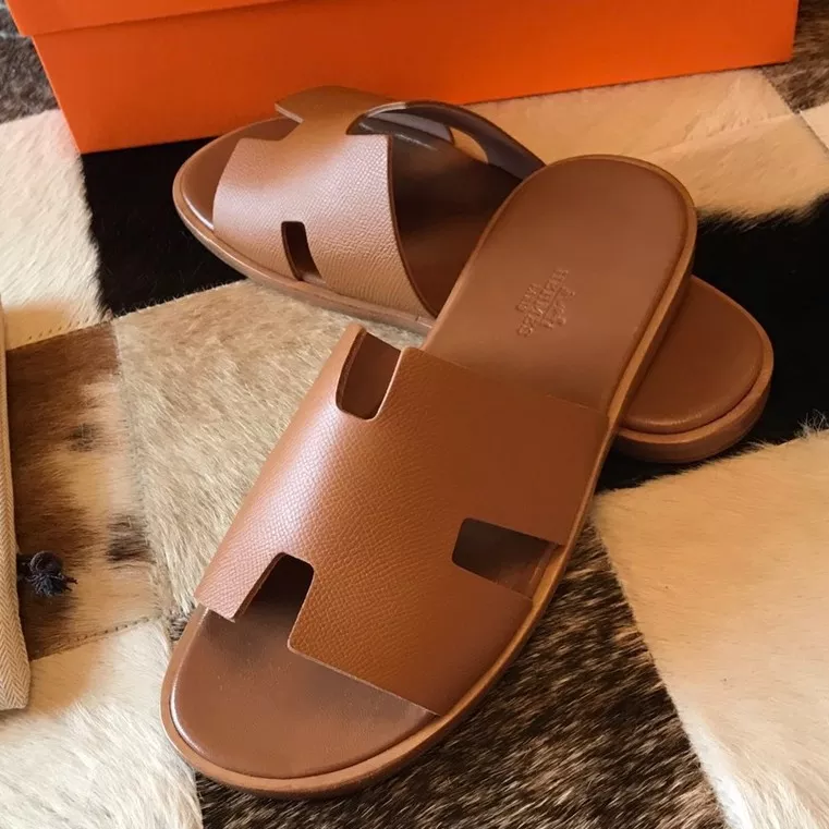 (1:1 replica) HERMES MEN S IZMIR SANDALS IN GOLD EPSOM CALFSKIN HMSD026