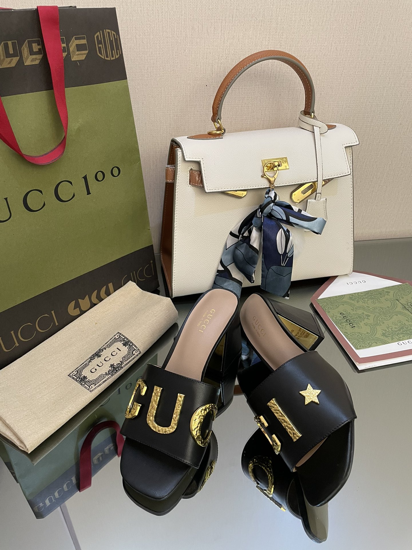 (1:1 replica) Gucci Women s Gucci Slide Sandal Black For Women GG