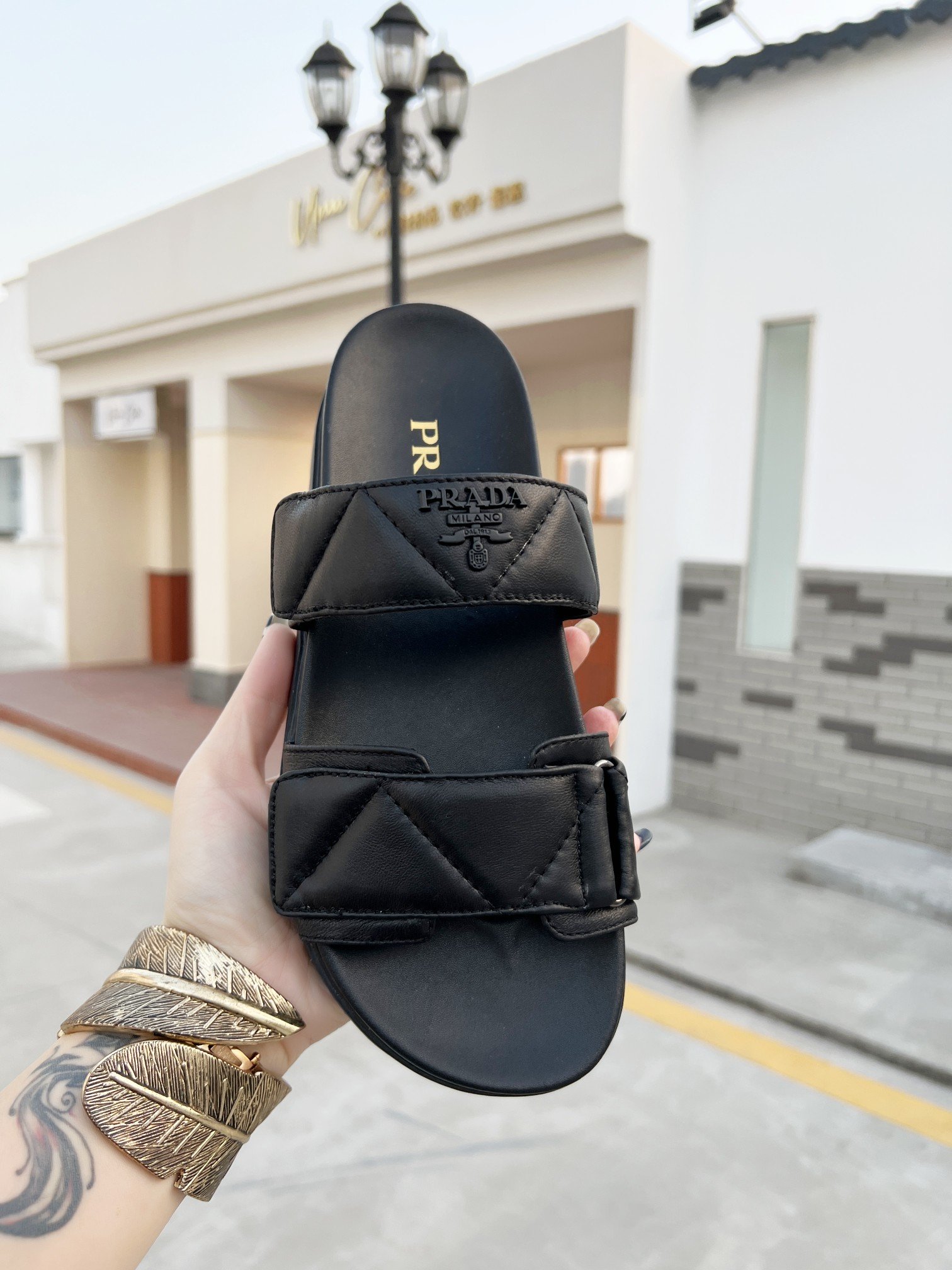 (1:1 replica) Prada Padded Nappa Slides Black For Women 0.8in/20mm PRD