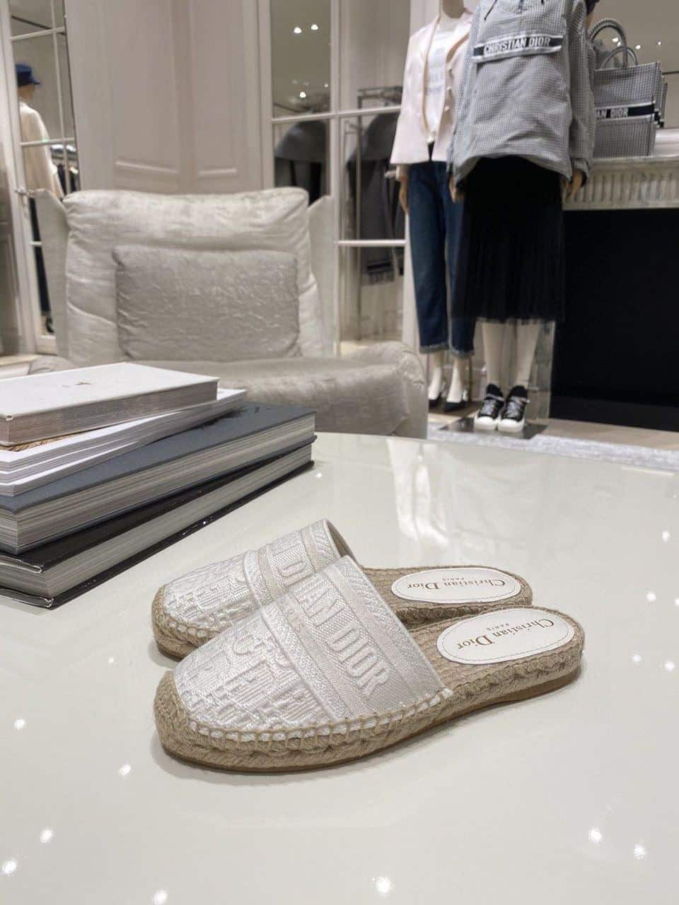 (1:1 replica) Christian Dior Granville Espadrille White Embossed Lambskin White For Women CD