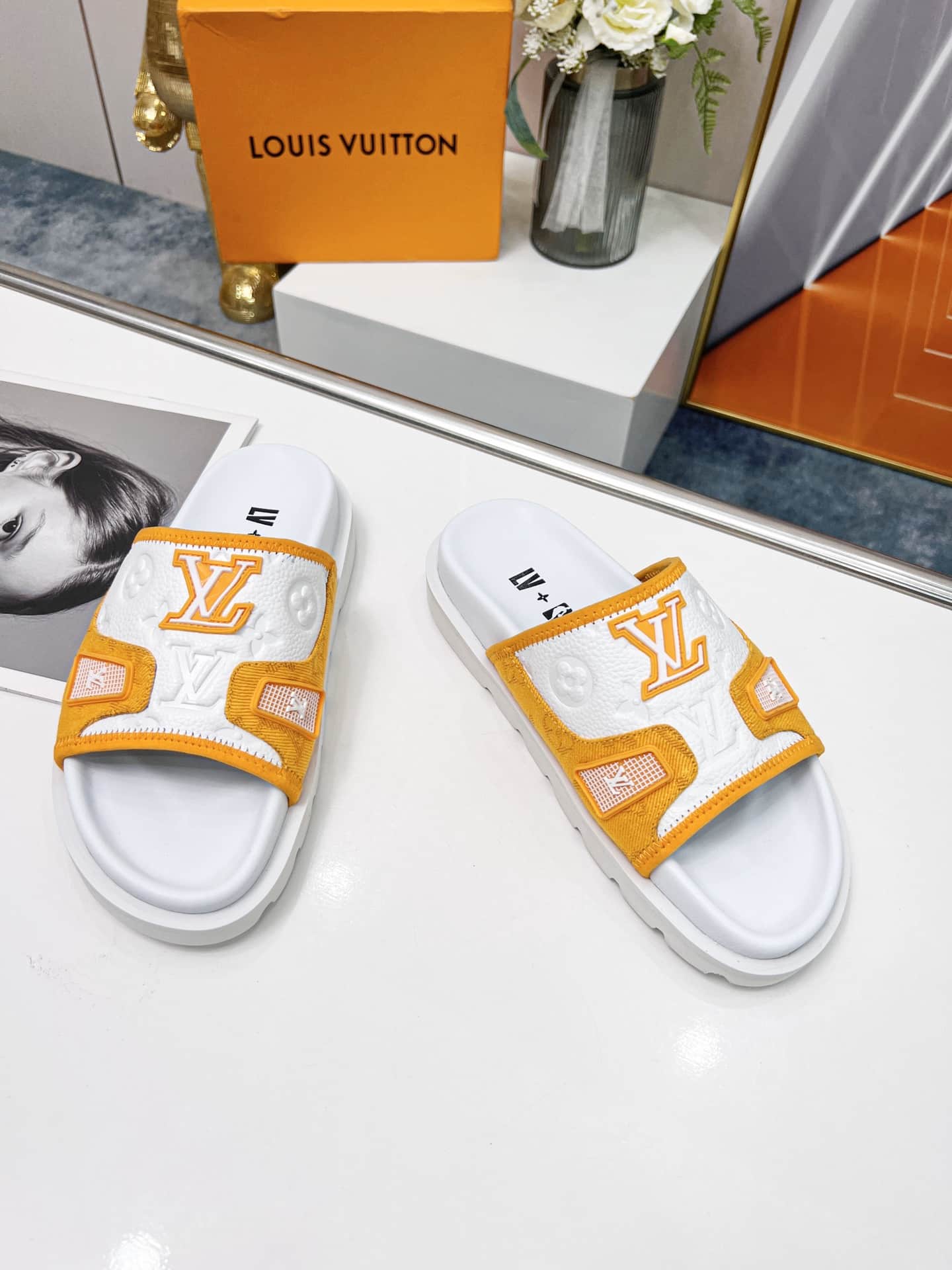 (1:1 replica) Louis Vuitton Women s Pool Pillow Comfort Mule Orange For Women LV