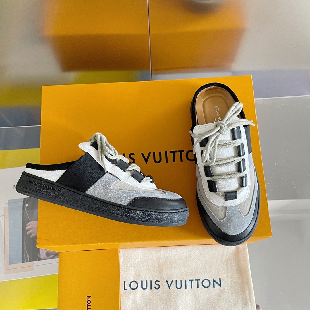 (1:1 replica) Louis Vuitton Women s Lous Sneakers Black For Women LV