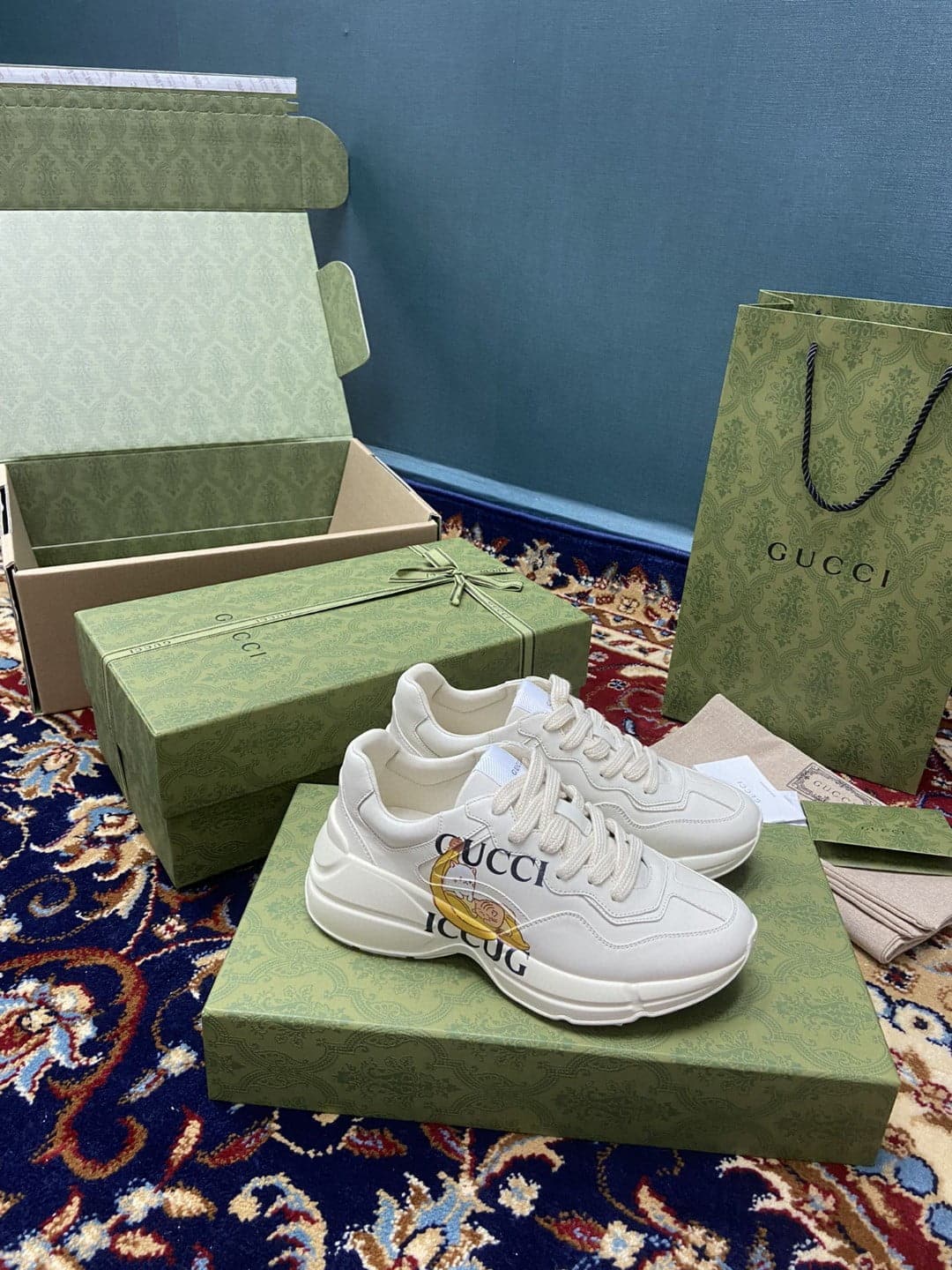 (1:1 replica) Gucci Women s Rhyton Sneakers With Bananya White Ivory For Women 659408-2SH00-9522a