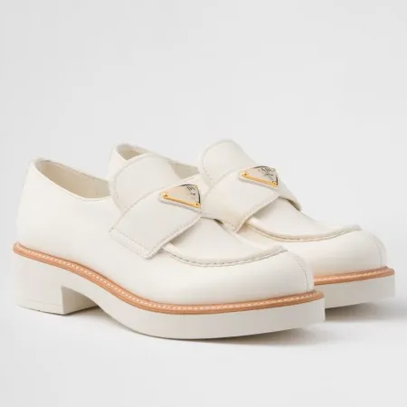 (1:1 replica) Prada Women s Loafers in White Grained Leather PRL010