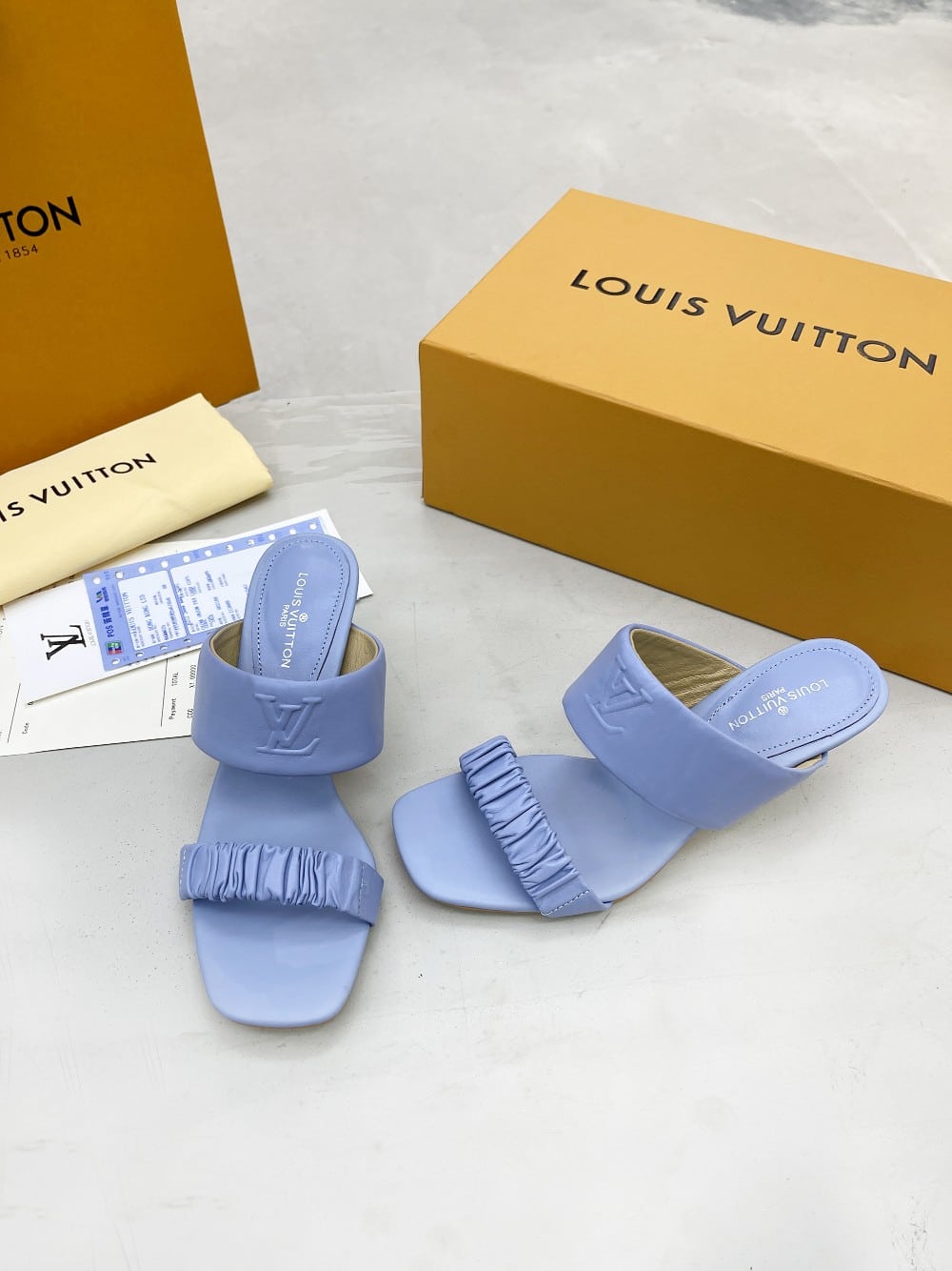 (1:1 replica) Louis Vuitton Women s Drapy Mule Blue For Women LV