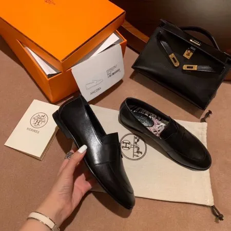 (1:1 replica) Hermes Women s Ancora Loafers In Black Goatskin HM080