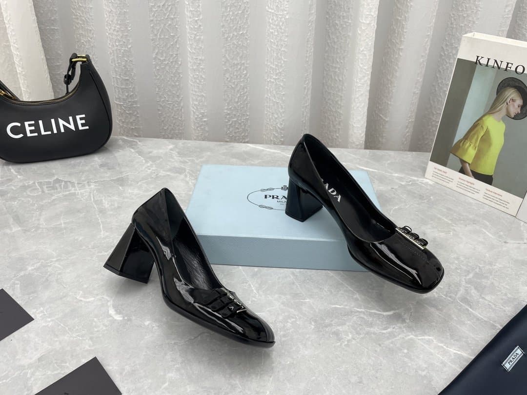 (1:1 replica) Prada Patent Pumps Black For Women 3.5in/90mm PRD