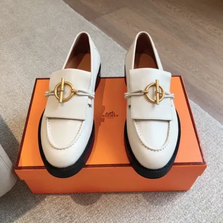 (1:1 replica) Hermes Women s Impact Loafers in White Leather HM050