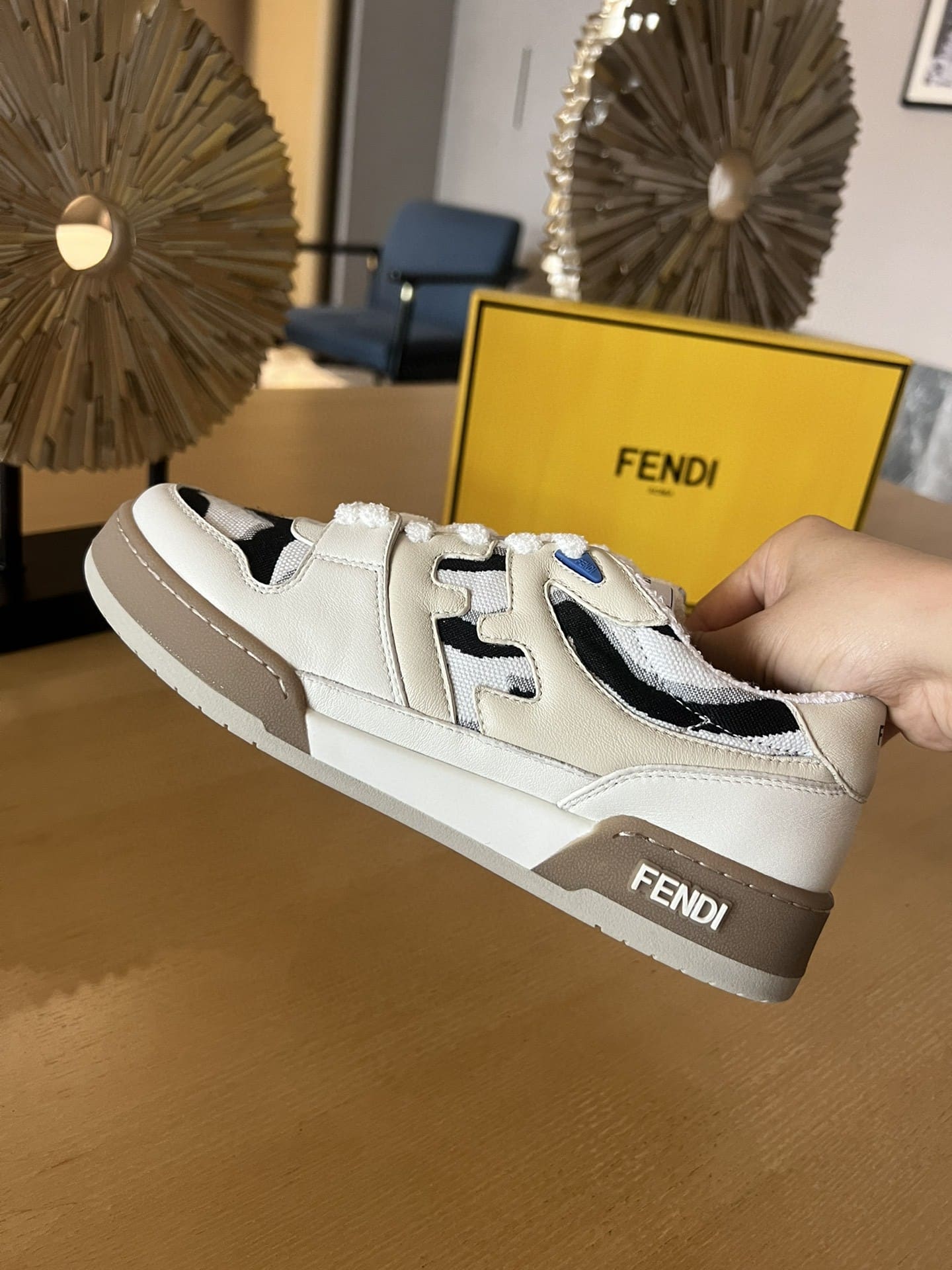 (1:1 replica) Fendi Match Beige For Women