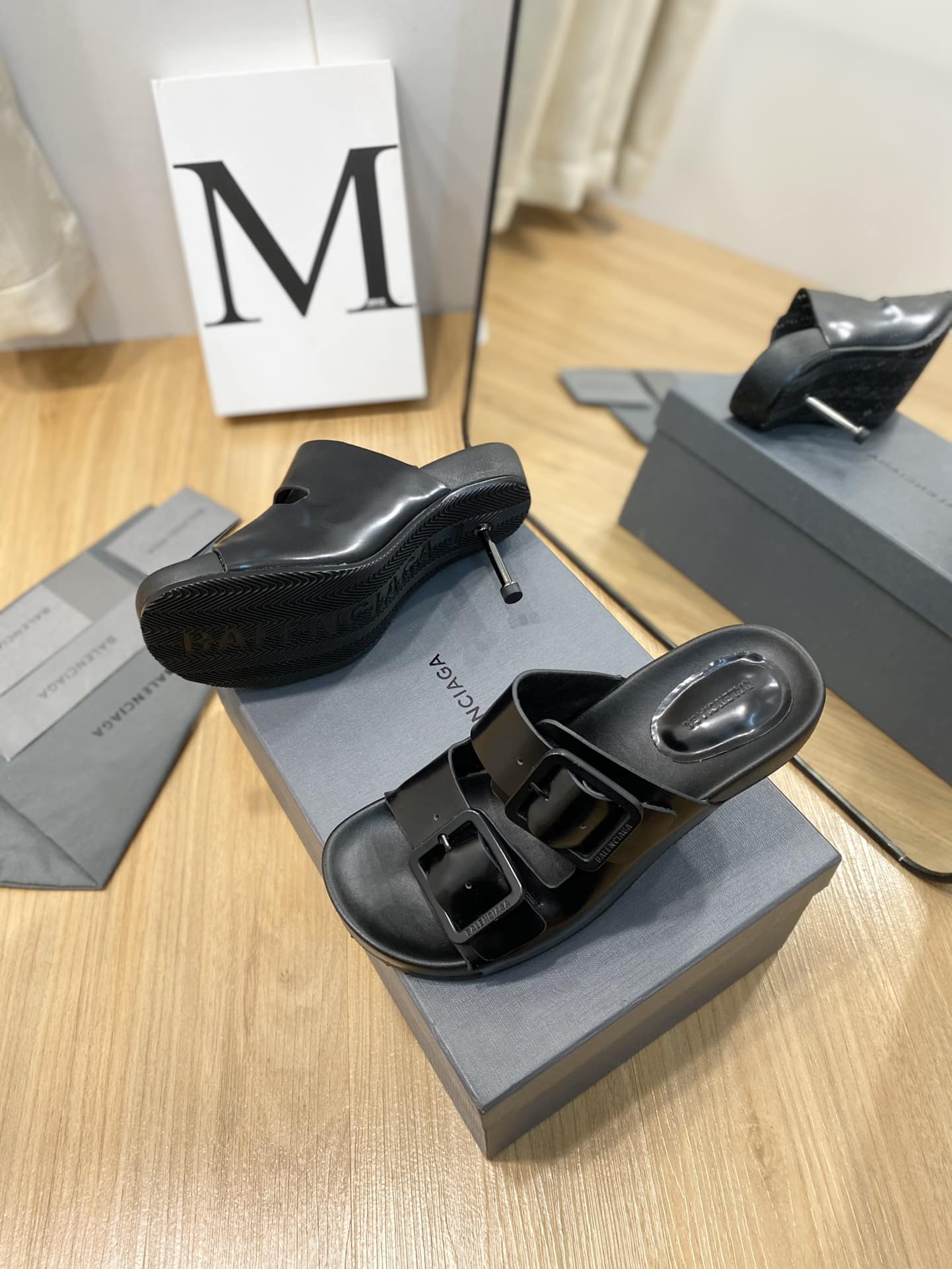 (1:1 replica) Balenciaga Cagole Sandal Black Shadow For Women