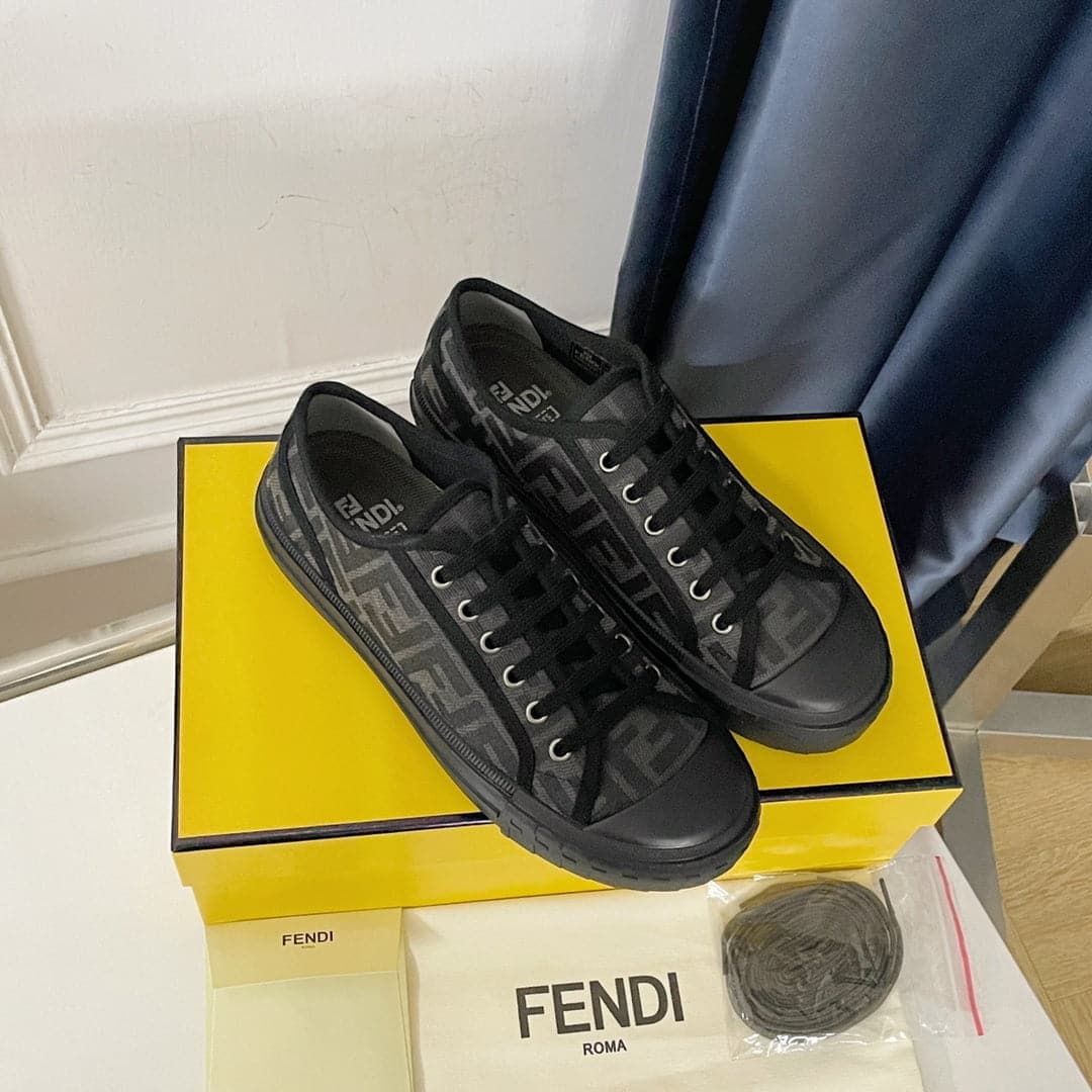 (1:1 replica) Fendi Domino Black FF Fabric Low-Tops For Women