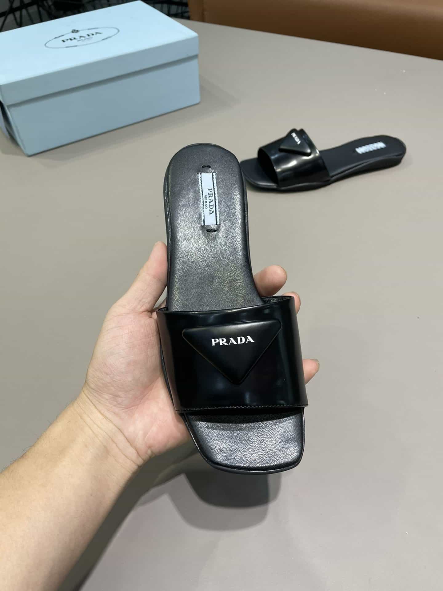 (1:1 replica) Prada Brushed Slides Black For Women PRD