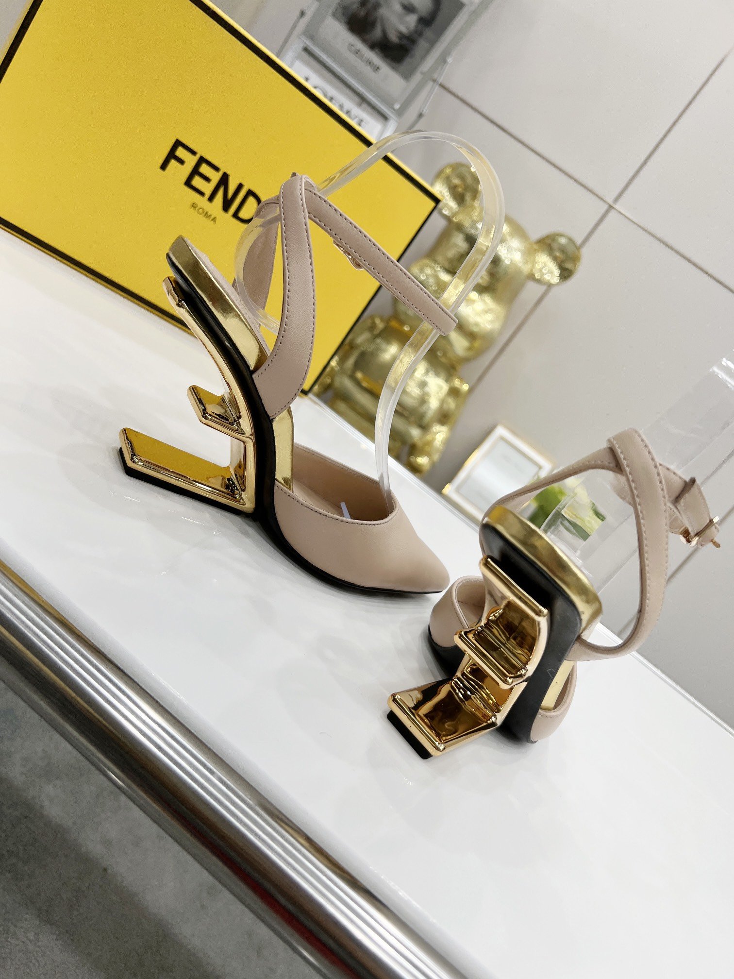 (1:1 replica) Fendi First Nude For Women FF