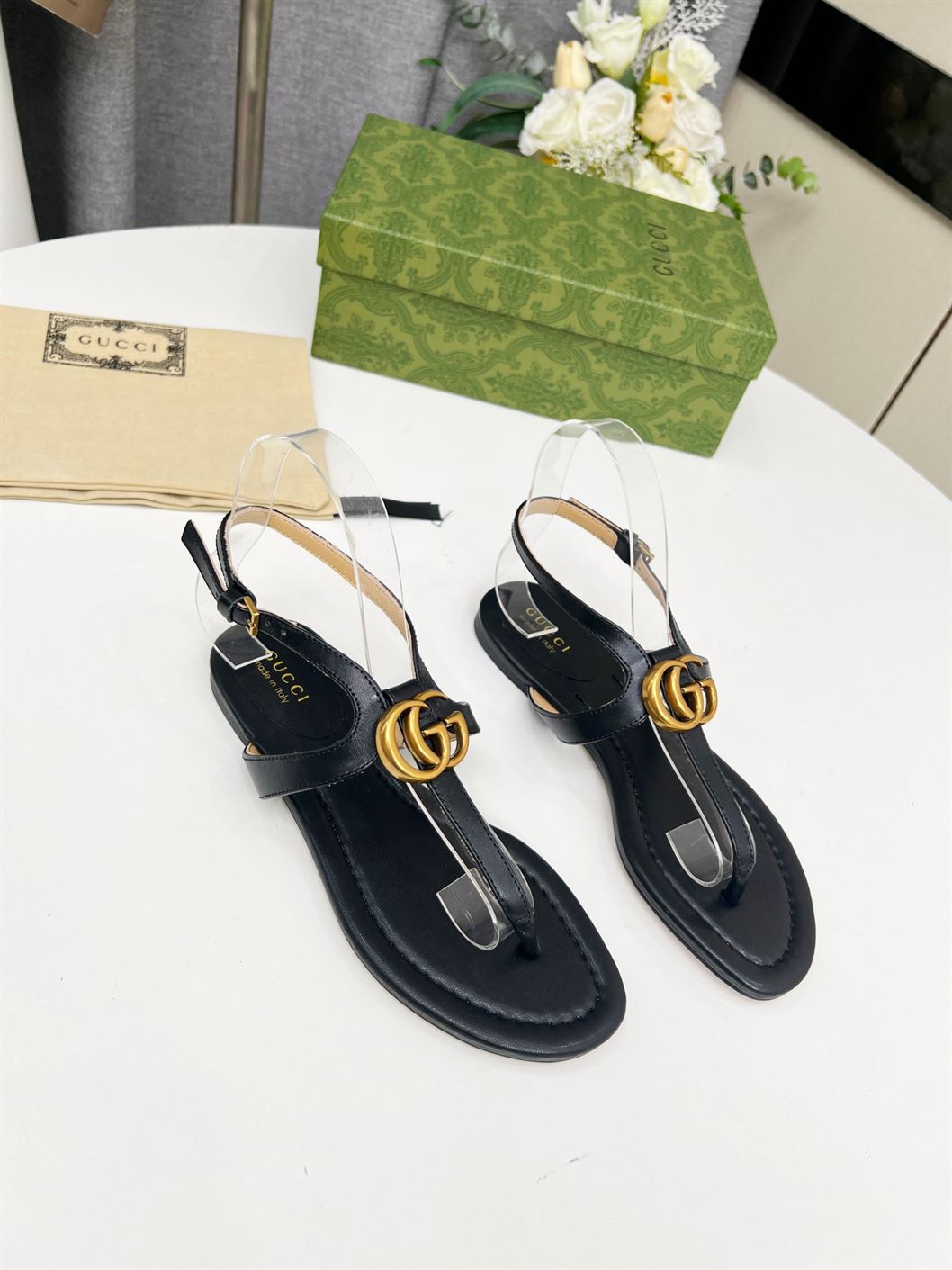 (1:1 replica) GUCCI WOMEN S DOUBLE G THONG SANDAL BLACK LEATHER GSL021