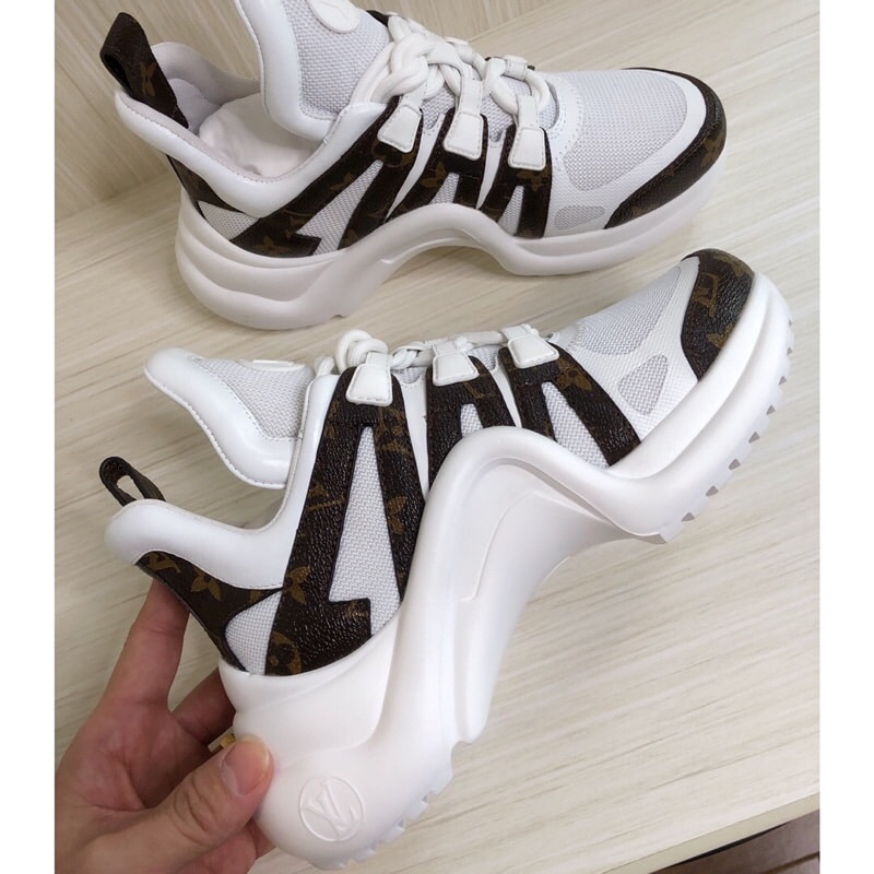 (1:1 replica) Louis Vuitton Women s LV Archlight Sneaker White For Women LV 1A43KV
