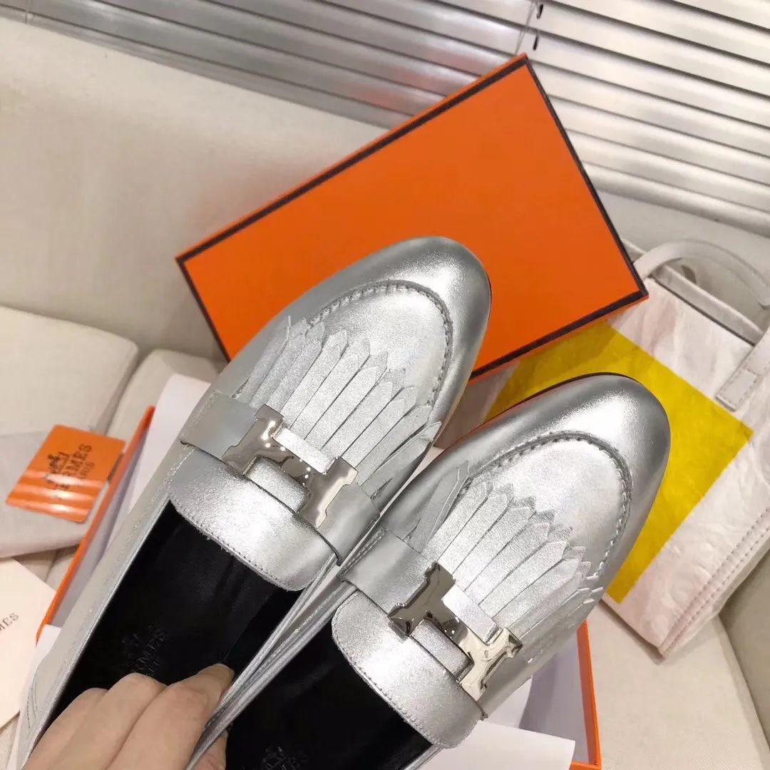(1:1 replica) Hermes Women s Royal Loafers In Silver Metallic Lambskin HM087