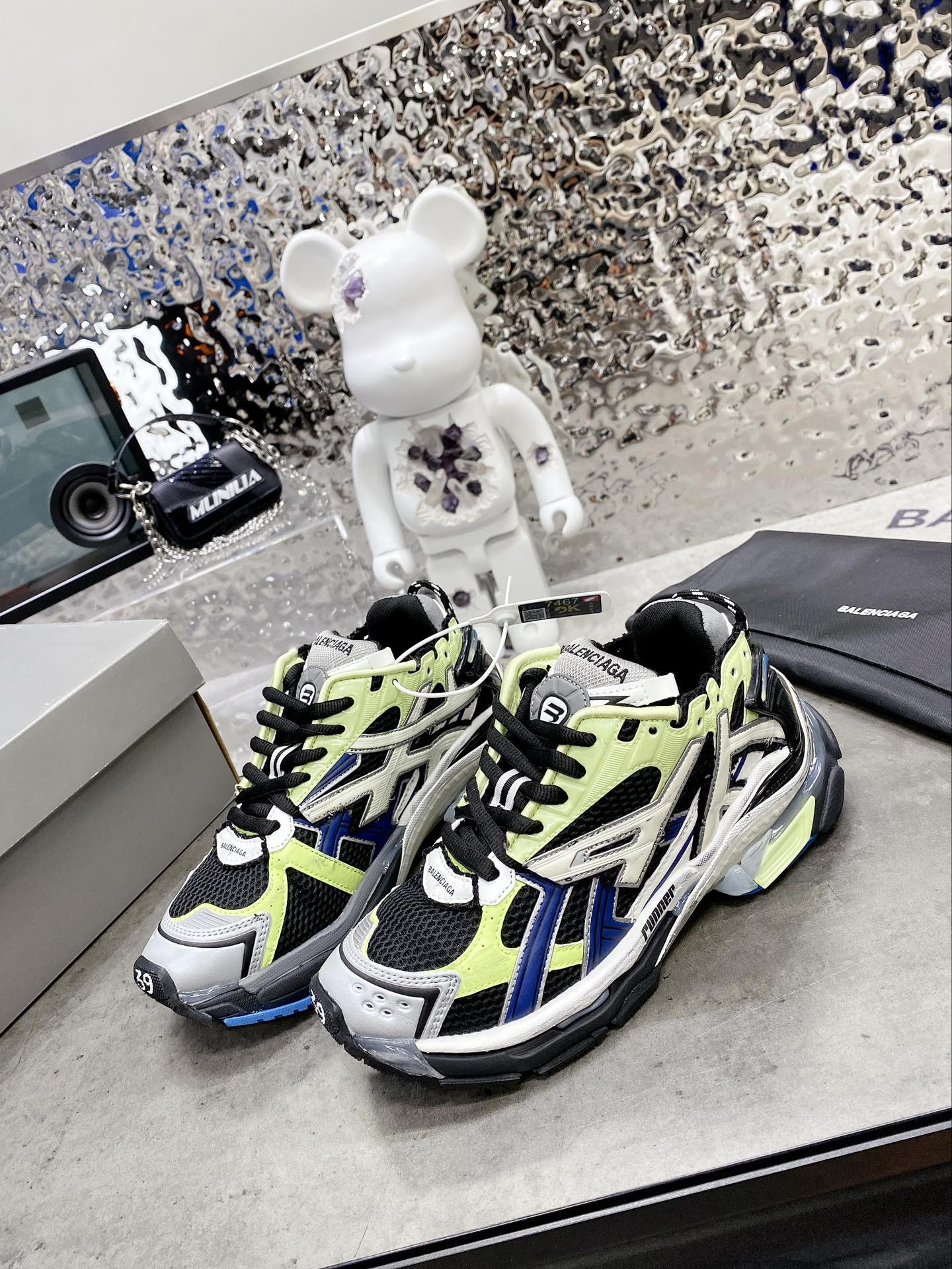 (1:1 replica) Balenciaga Runner Trainers Black For Women
