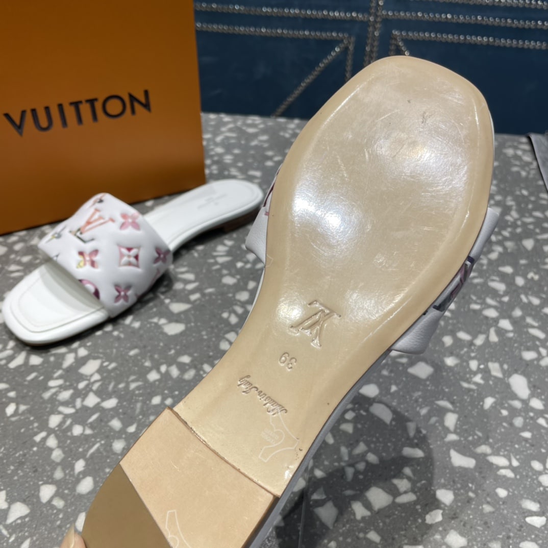 (1:1 replica) Louis Vuitton Women s Revival Flat Mule White For Women LV 1AAORE