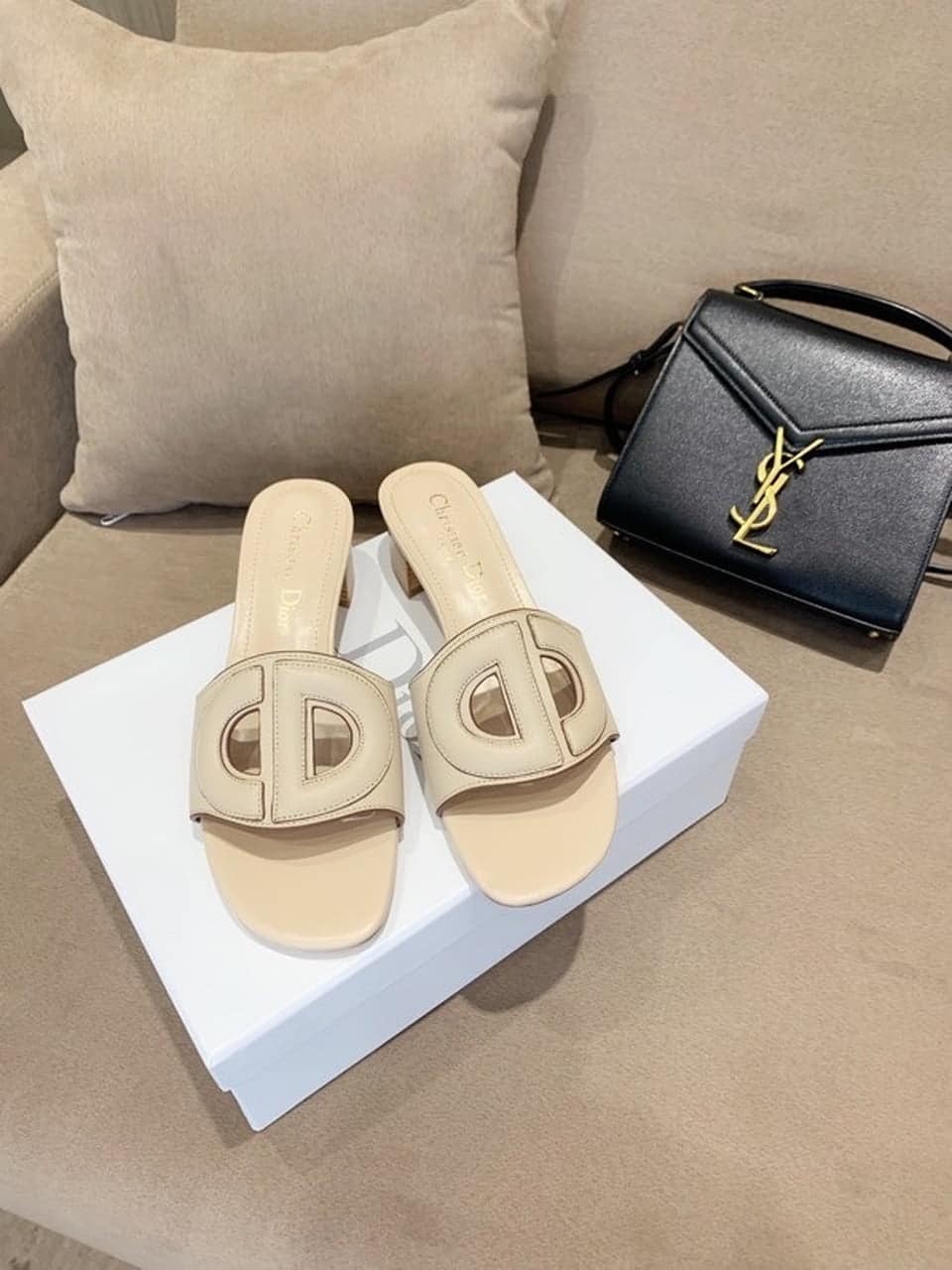 (1:1 replica) Christian Dior D Club Slide Beige For Women CD