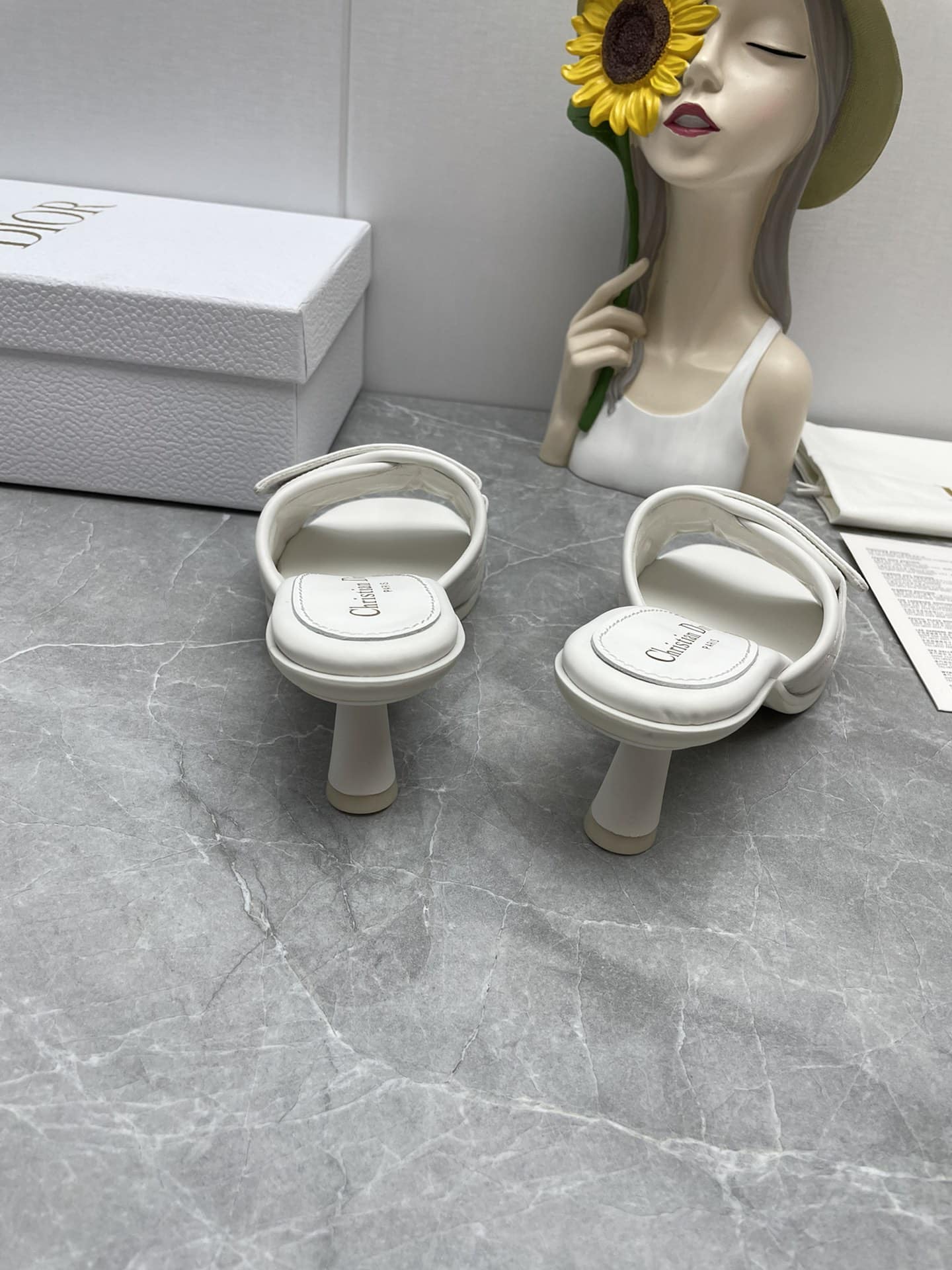(1:1 replica) Christian Dior Women s Dio(r)evolution Heeled Slide White For Women CD KCQ731CQC_S03W