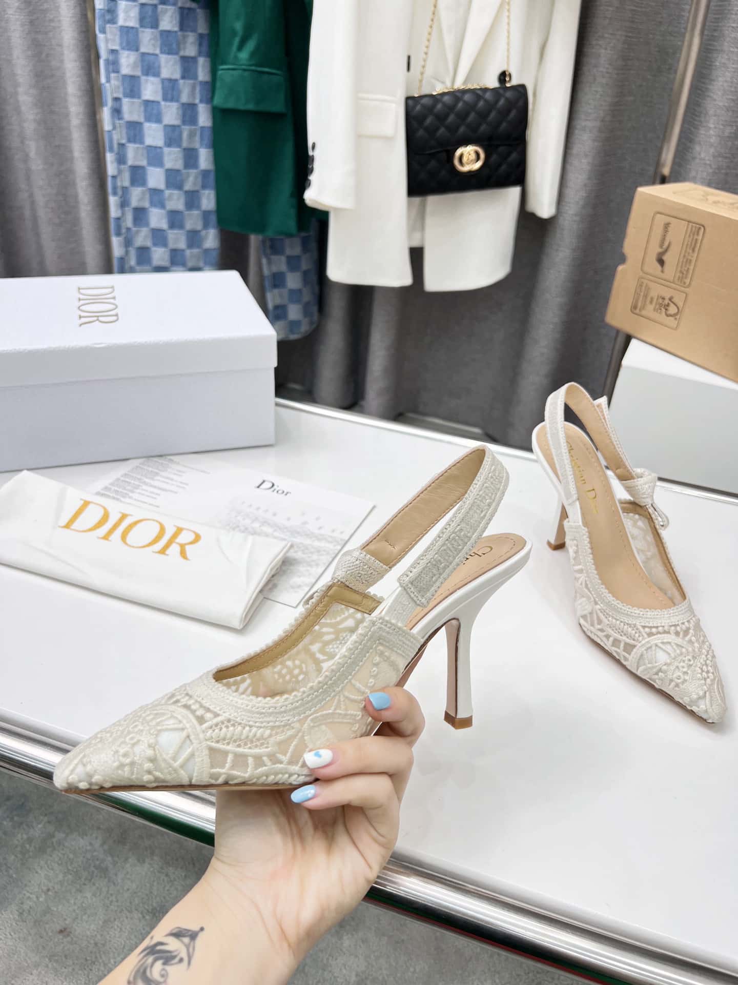 (1:1 replica) Christian Dior Women s J Adior Slingback Pump White For Women CD KCP945MCM_S03W