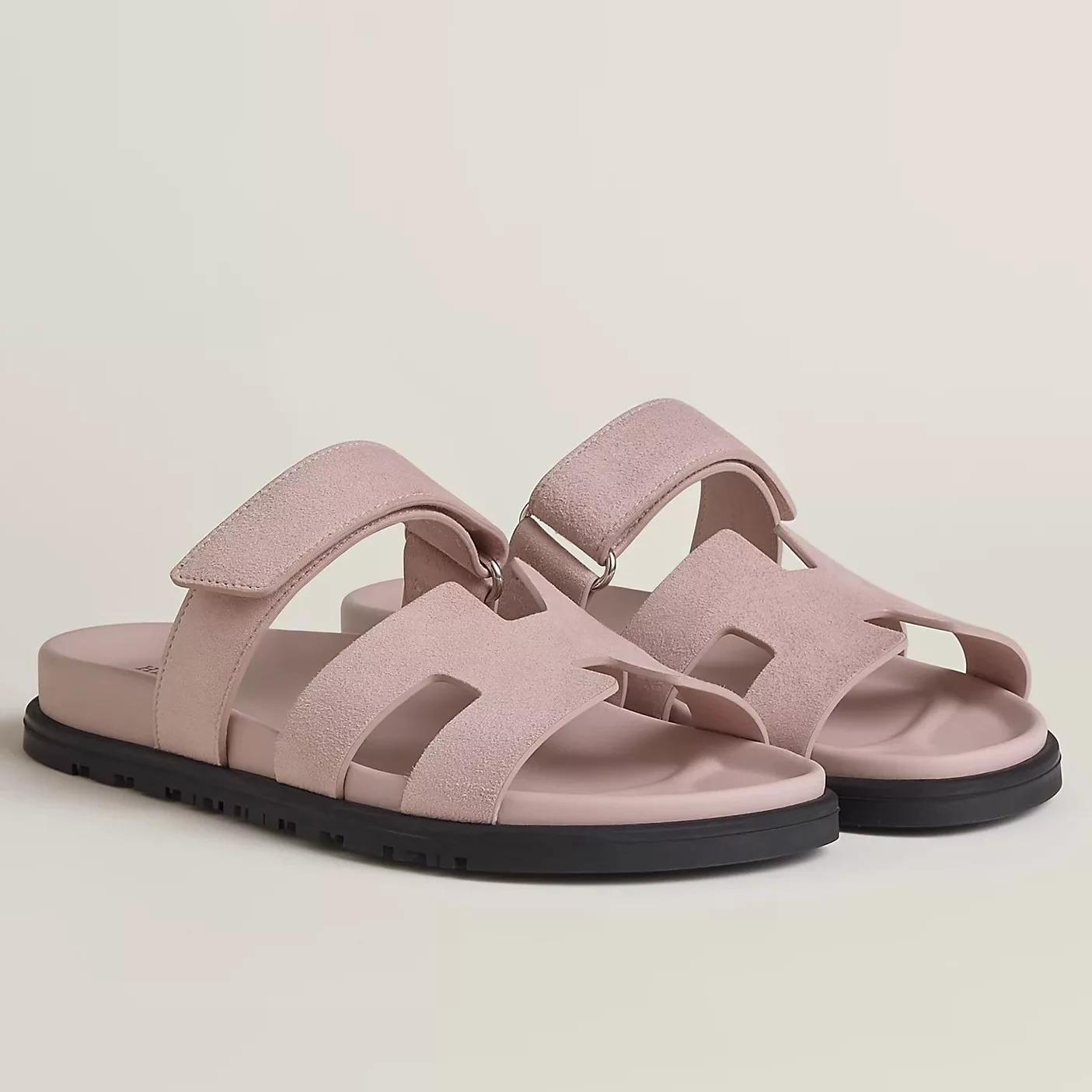 (1:1 replica) HERMES WOMEN S CHYPRE SANDALS IN PINK SUEDE CALFSKIN HMSD016