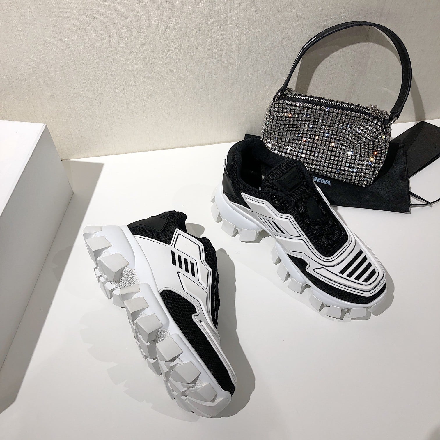 (1:1 replica) Prada Cloudbust Thunder Sneakers White/Black For Women 2.4in/60mm PRD
