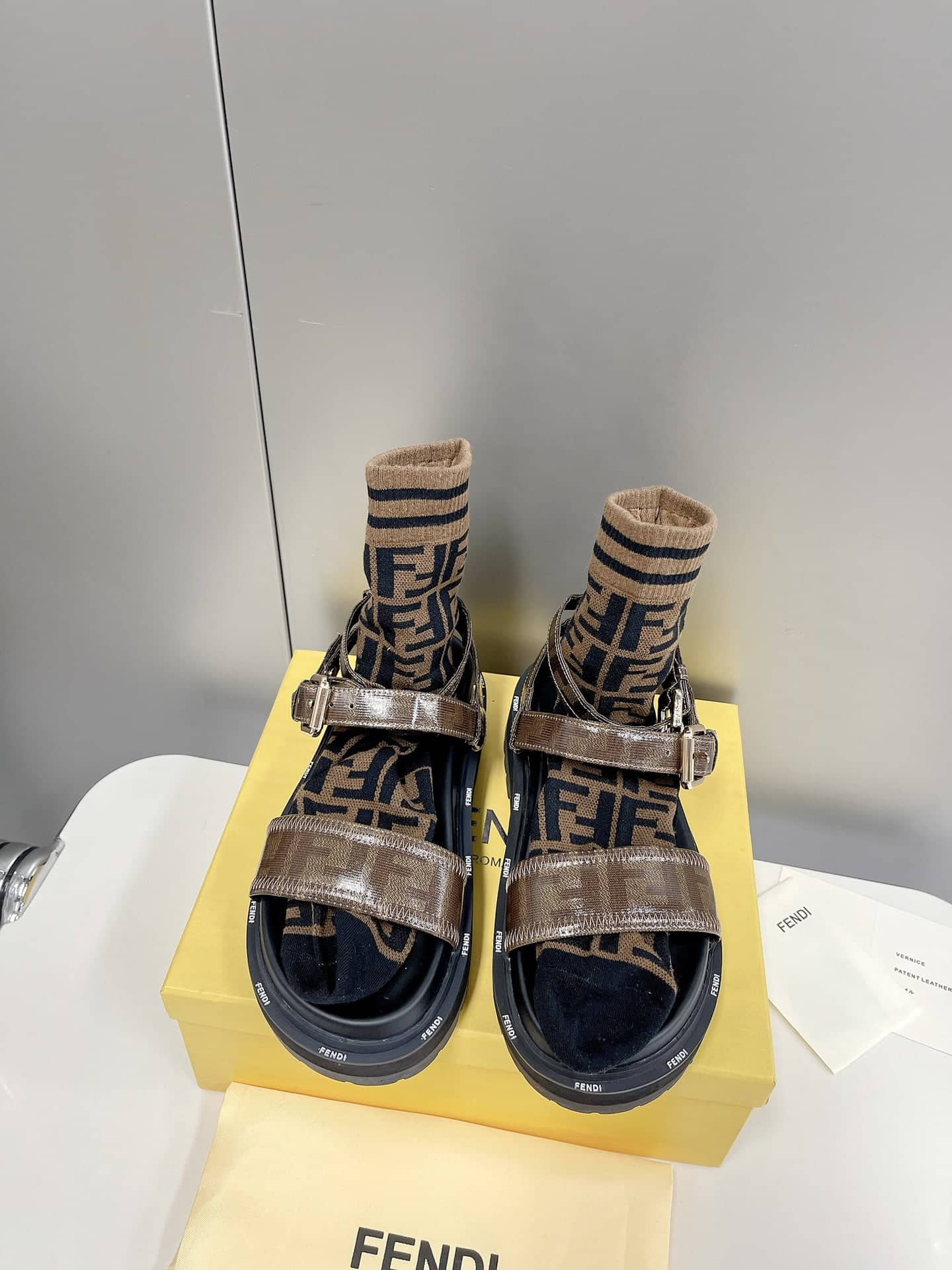 (1:1 replica) Fendi Brown FF Jacquard Sandals For Women