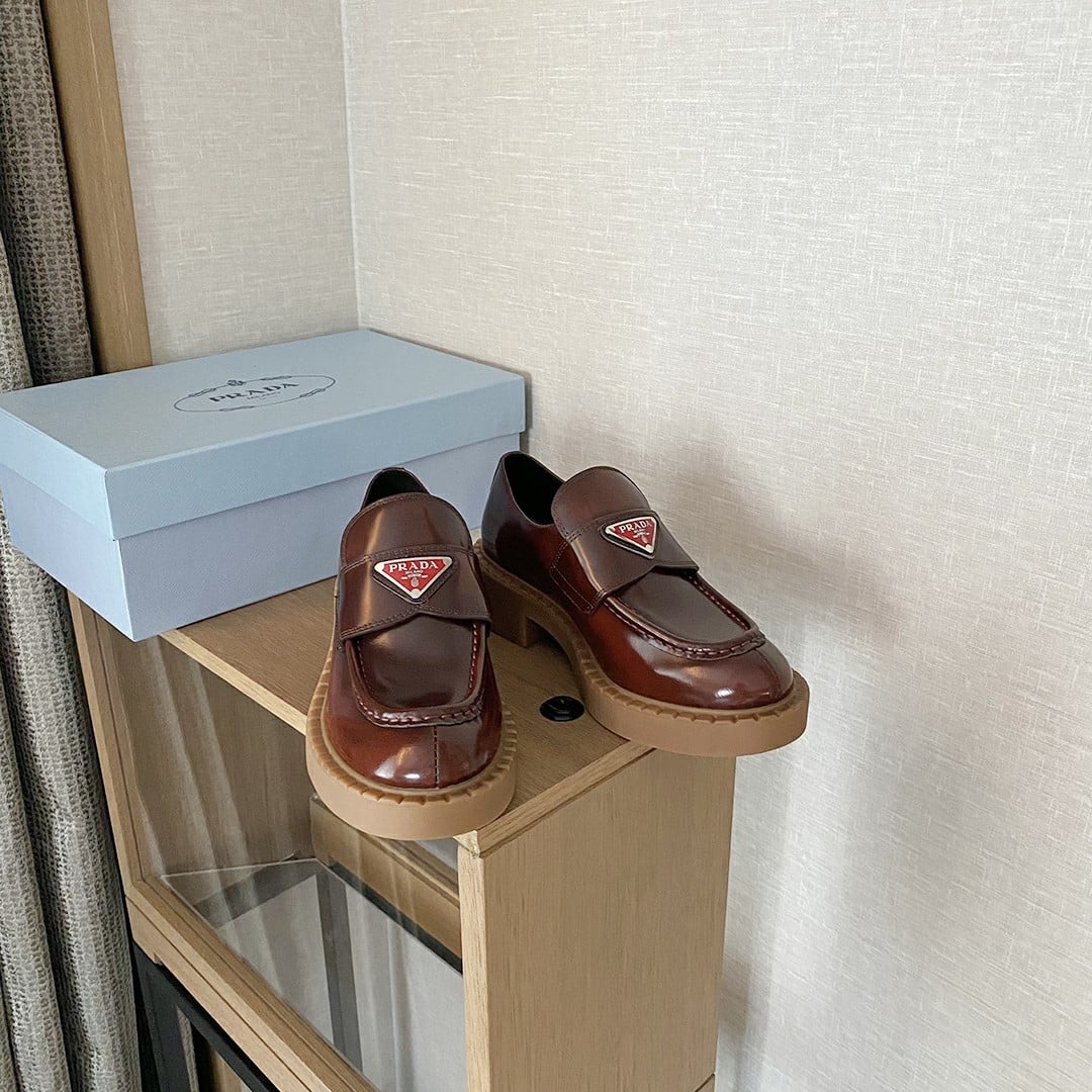 (1:1 replica) Prada Chocolate Sharp Brushed Pointed Loafers Brown For Women 1.6in/40mm PRD