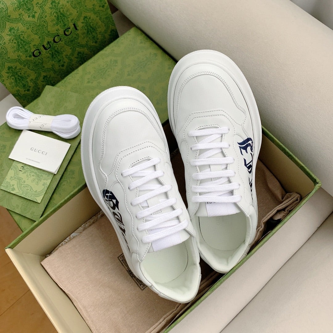 (1:1 replica) Gucci Women s Sneaker White With Gucci Print For Women 670408 1XL10