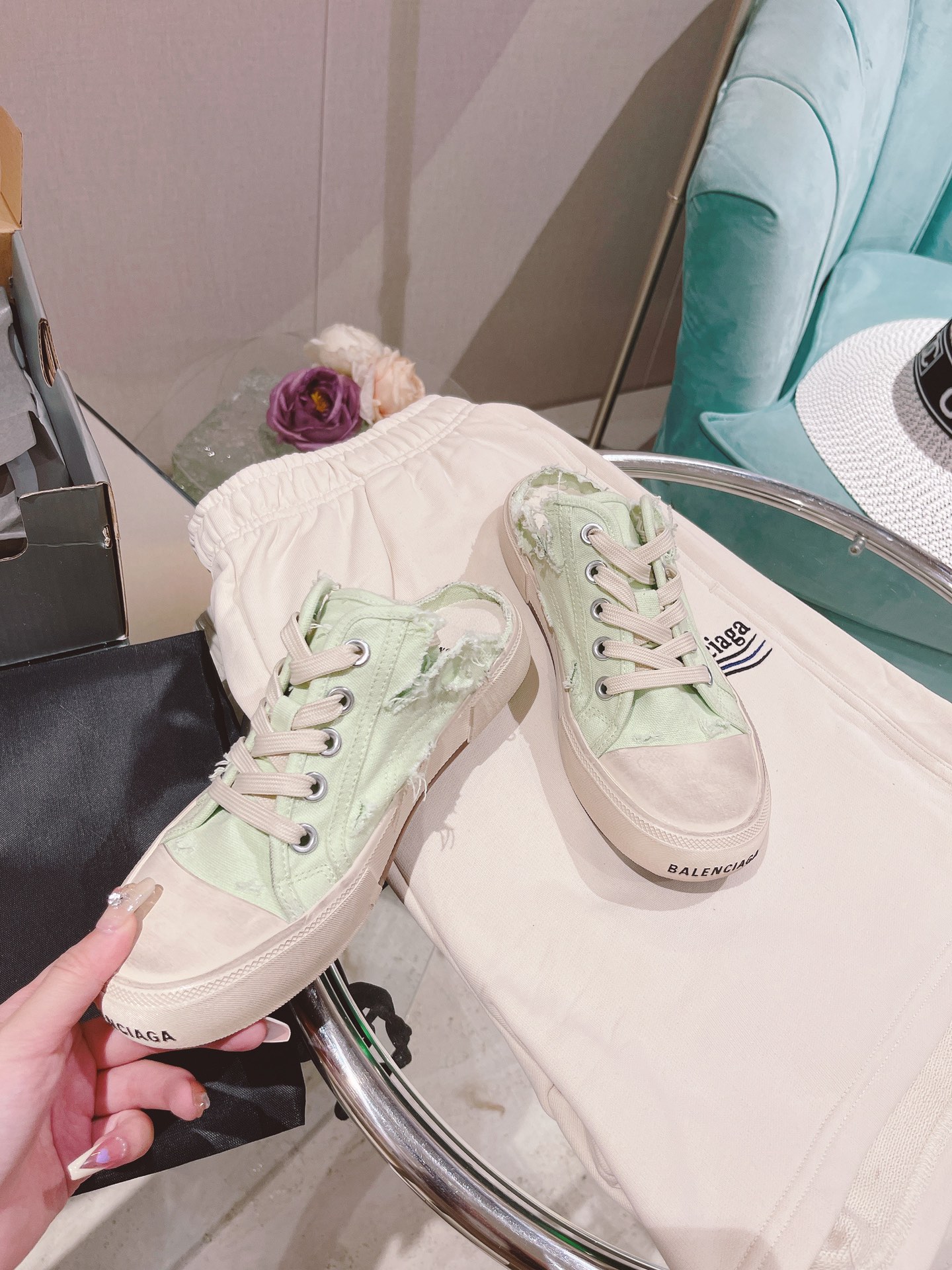 (1:1 replica) Balenciaga Paris Trainers Mule White For Women