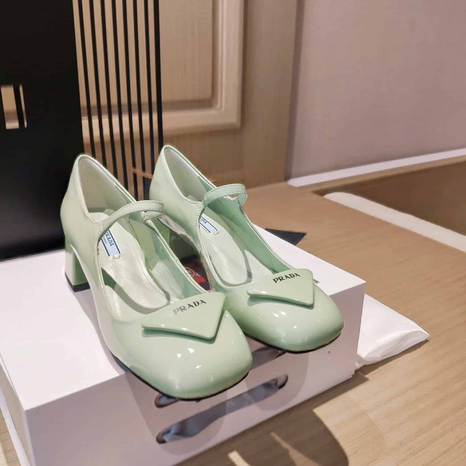 (1:1 replica) Prada Patent Pumps Green For Women 1.8in/45mm PRD