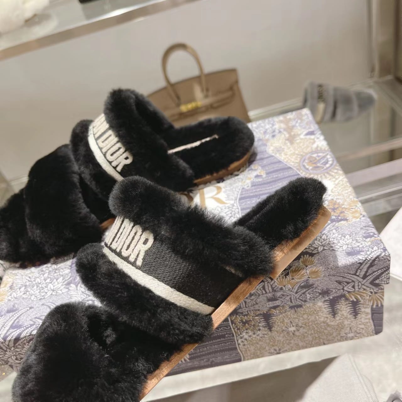 (1:1 replica) Christian Dior Women s Dior Chez Moi Slide Black For Women CD KDQ734ESK_S11X