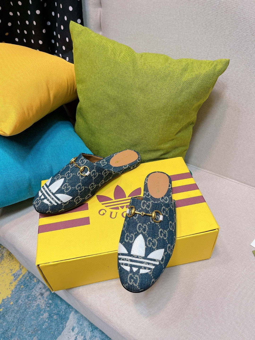 (1:1 replica) Gucci x Adidas Women s GG Trefoil Slipper Blue For Women GG