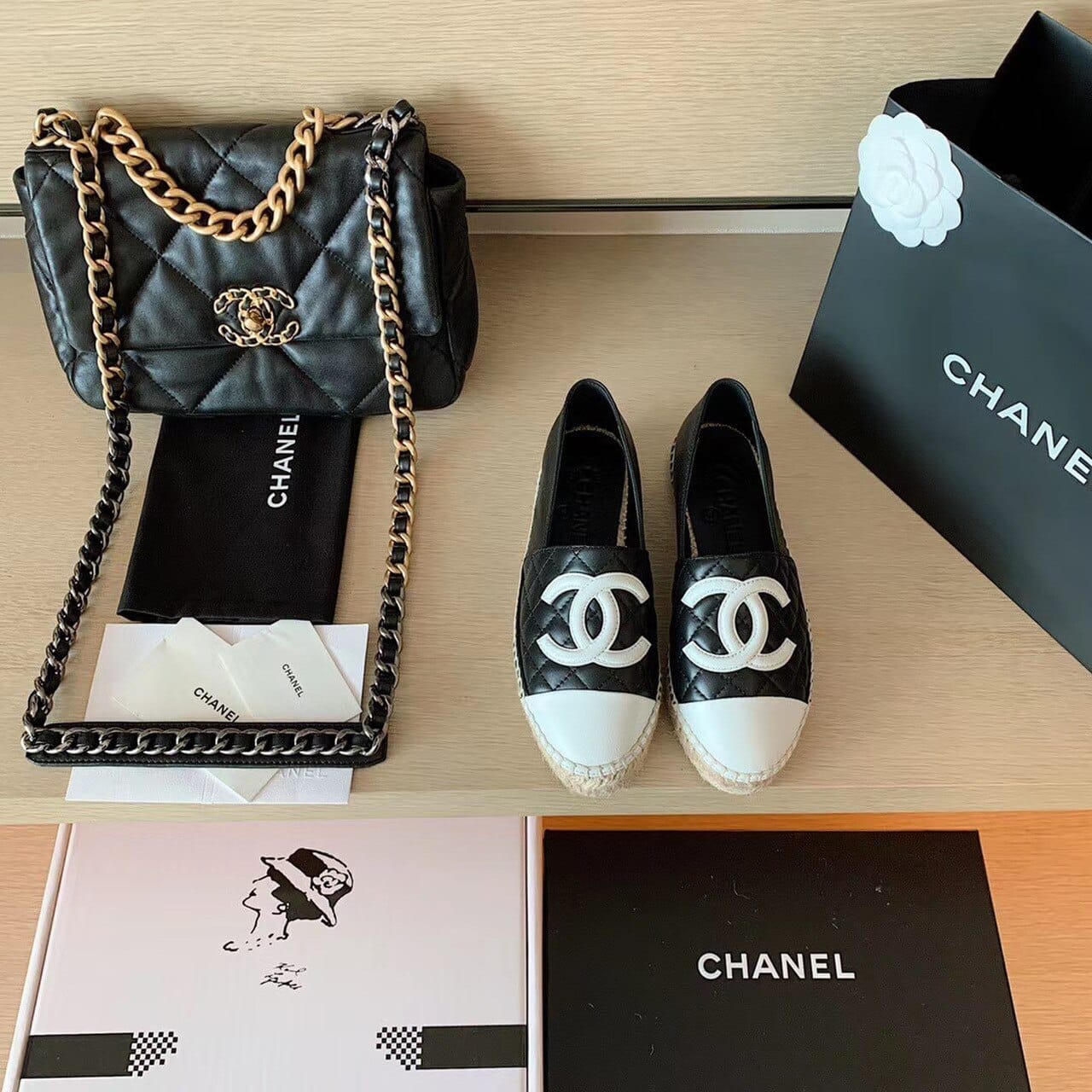 (1:1 replica) Chanel Espadrilles Black/White For Women, Women s Shoes G29762