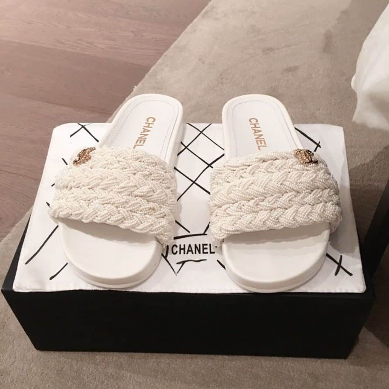 (1:1 replica) Chanel Pearl Beaded Embellished Sandals White For Women, Women s Shoes