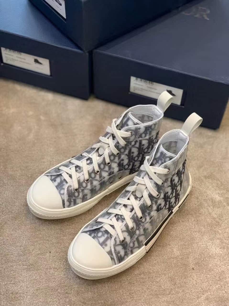 (1:1 replica) Christian Dior B23 High-Top Sneaker White And Black Dior Oblique Canvas White/Black For Women CD 3SH118YJP_H069