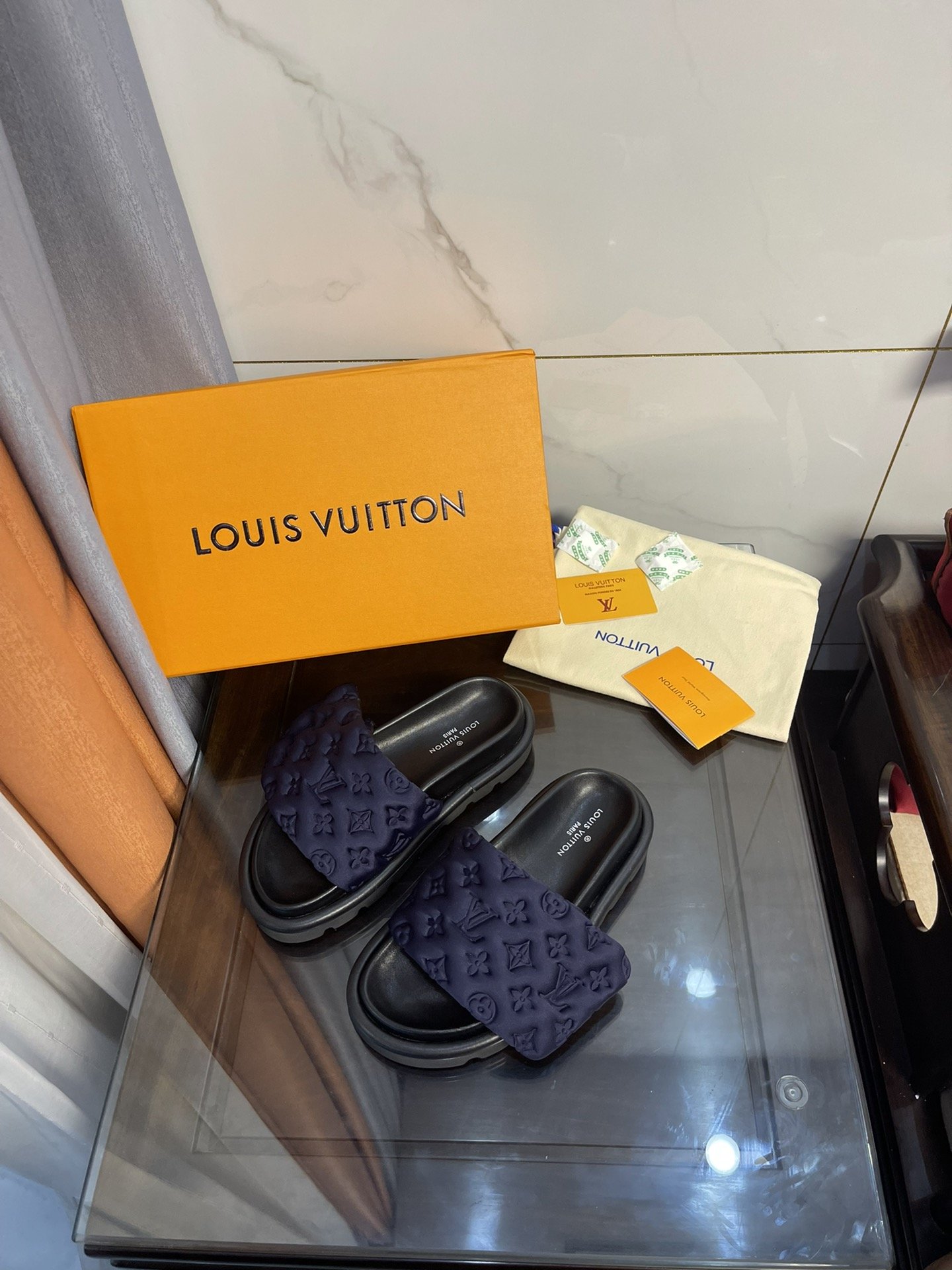 (1:1 replica) Louis Vuitton Women s Pool Pillow Comfort Mule Dark Blue For Women LV