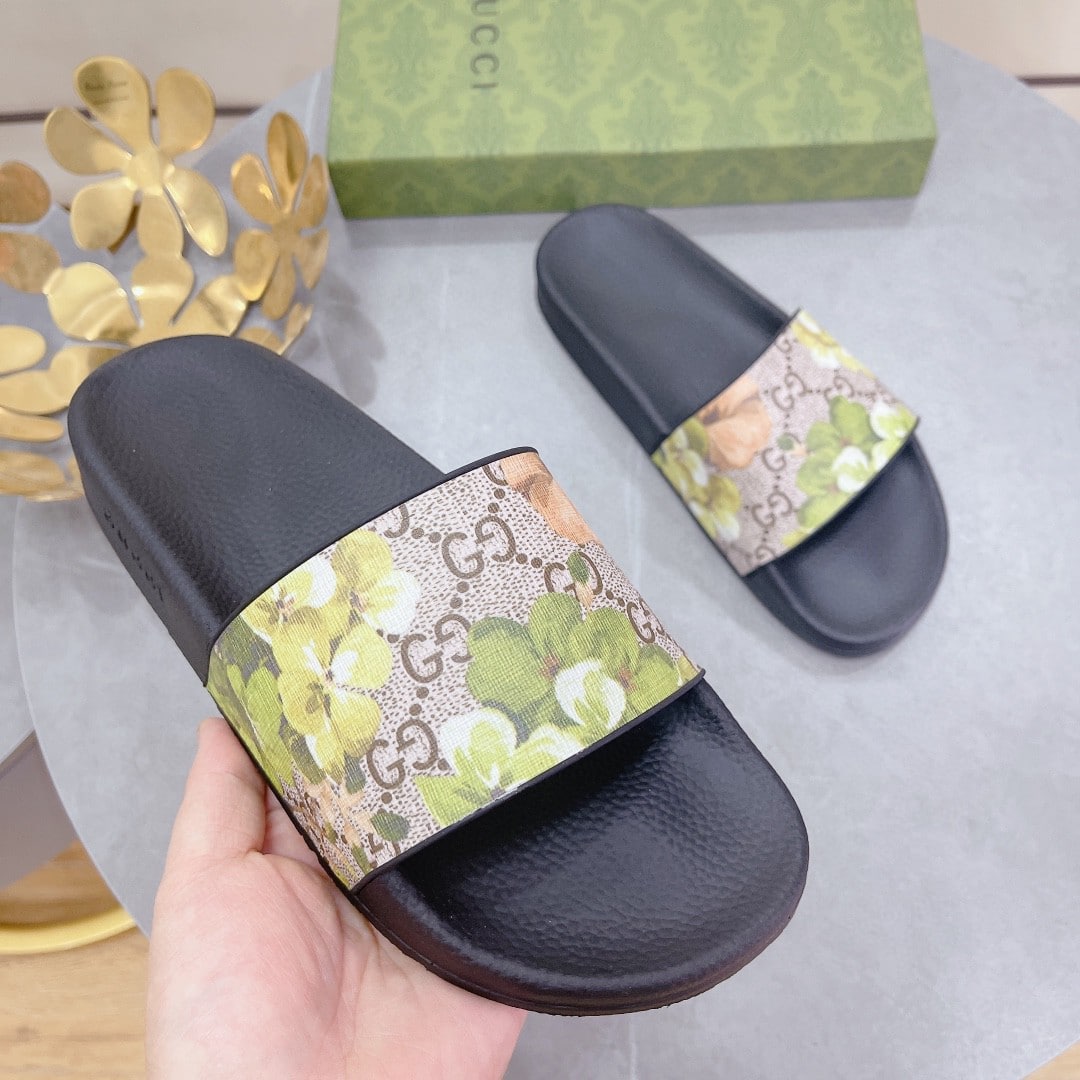 (1:1 replica) Gucci Women s GG Pursuit Floral Slider Green For Women 407345