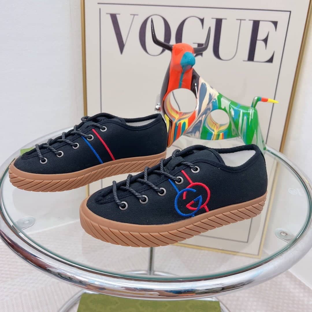 (1:1 replica) Gucci Women s Interlocking G Sneaker Black For Women GG