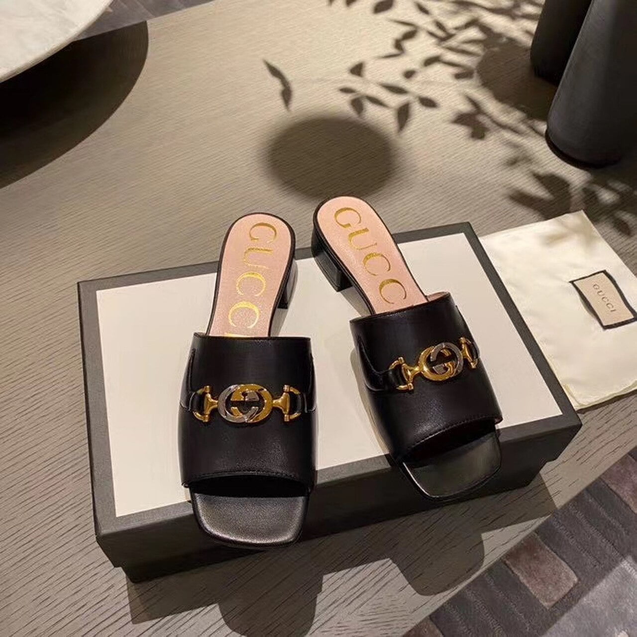 (1:1 replica) Gucci Gucci Zumi Slide Sandals Black For Women GG