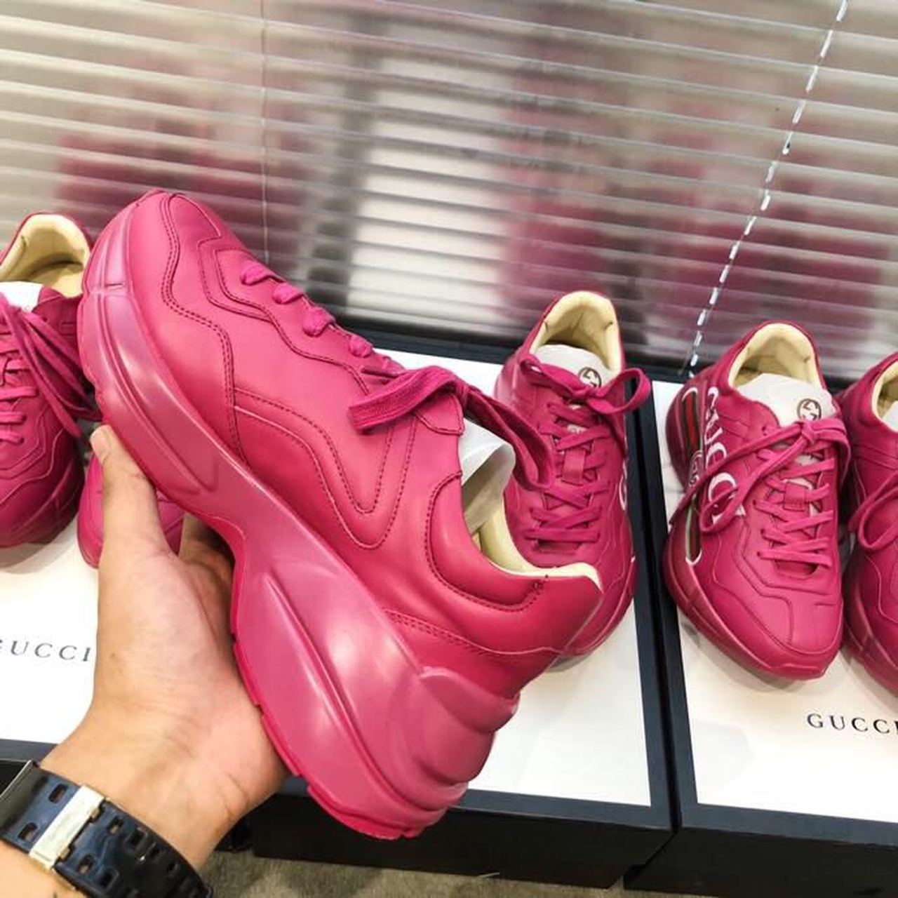 (1:1 replica) Gucci Women s Rhyton Gucci Logo Sneaker Pink For Women GG