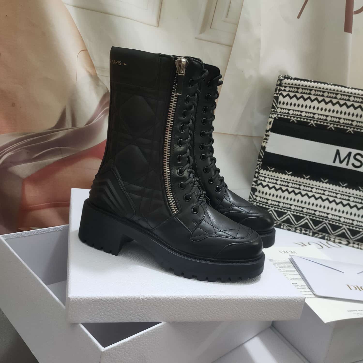 (1:1 replica) Christian Dior D-Leader Ankle Boot Black For Women CD KDI733CQC_S900