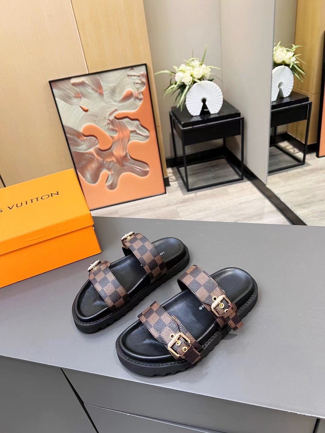 (1:1 replica) Louis Vuitton Women s Bom Dia Flat Mule Brown For Women LV