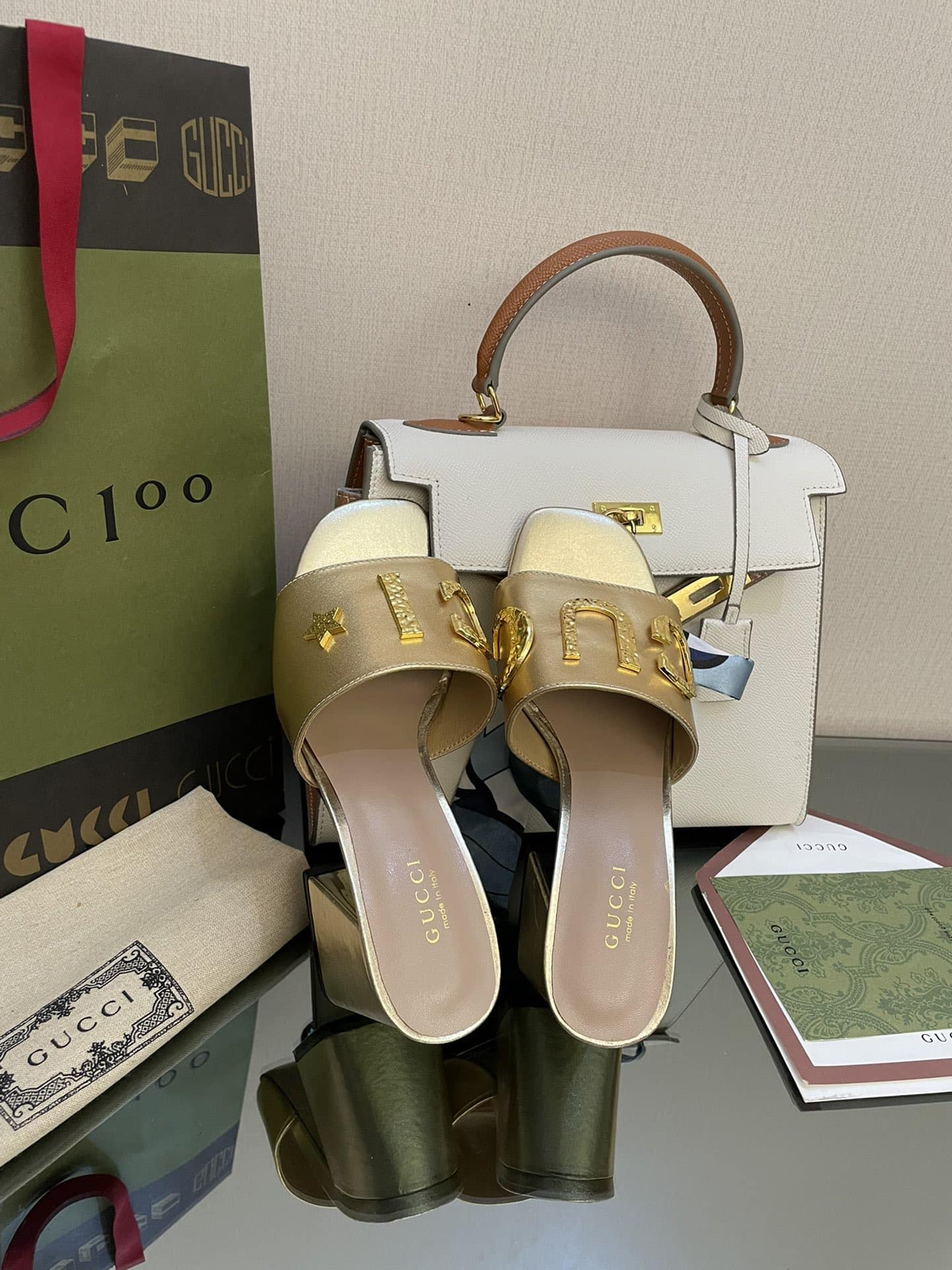 (1:1 replica) Gucci Women s Gucci Slide Sandal Gold For Women GG
