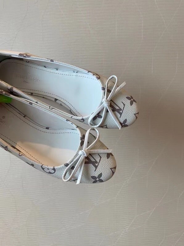 (1:1 replica) Louis Vuitton Women s Joy Ballerina White For Women LV
