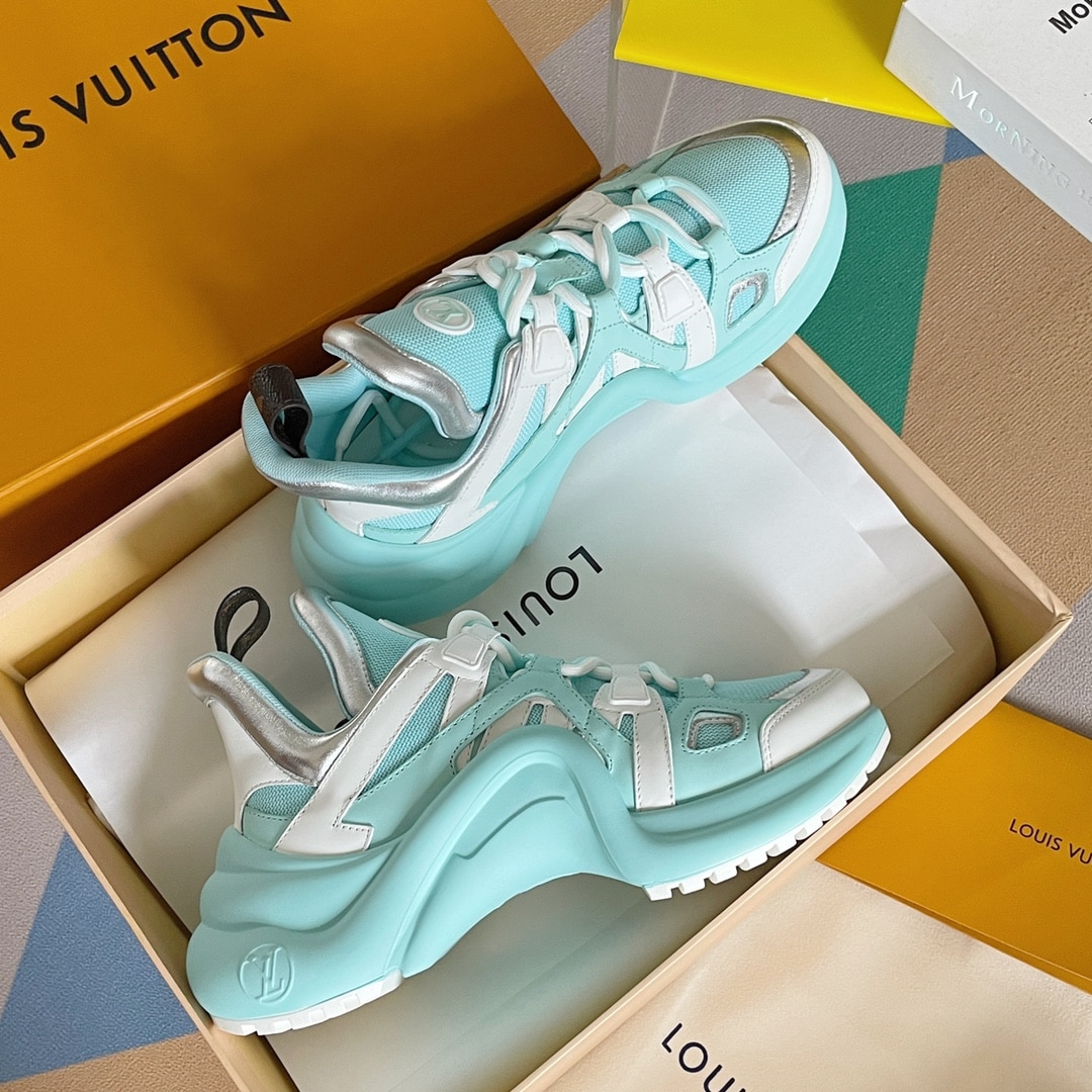 (1:1 replica) Louis Vuitton Women s LV Archlight Sneaker Blue For Women LV
