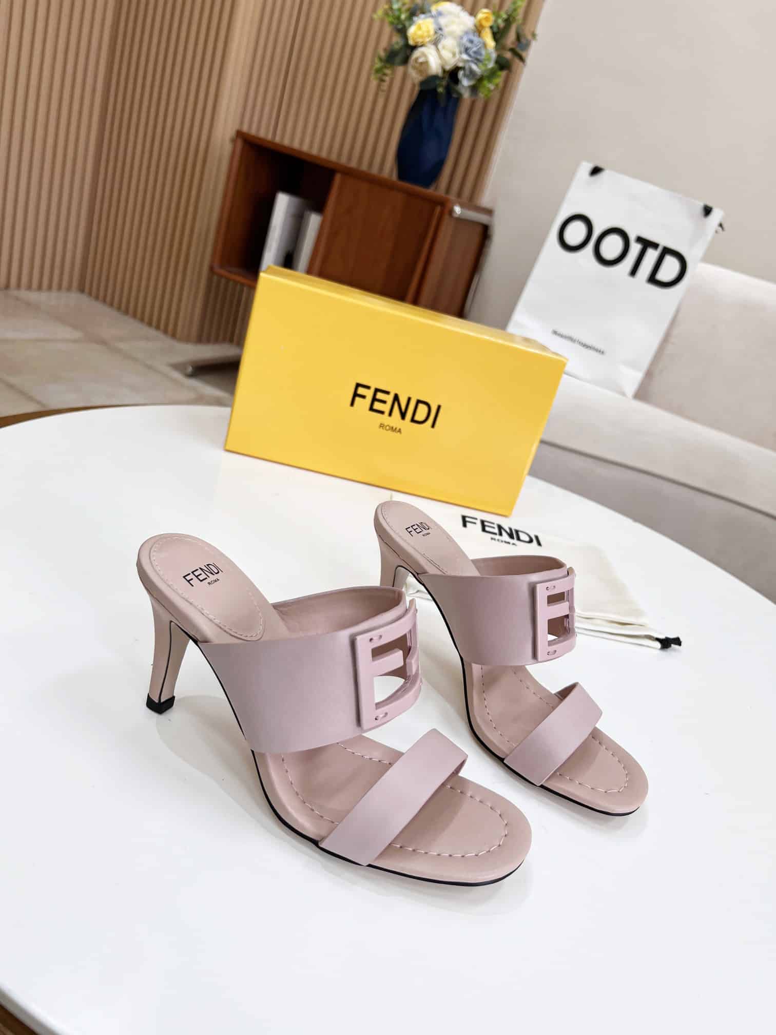 (1:1 replica) Fendi Baguette Pink Heels For Women
