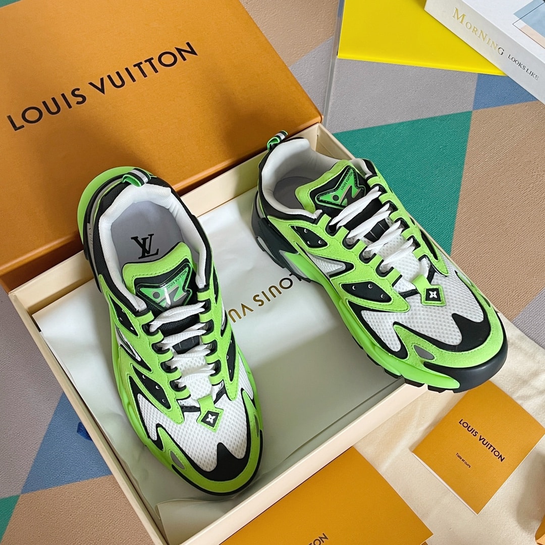 (1:1 replica) Louis Vuitton Men s LV Runner Tatic Sneaker Green For Men LV 1A9JER