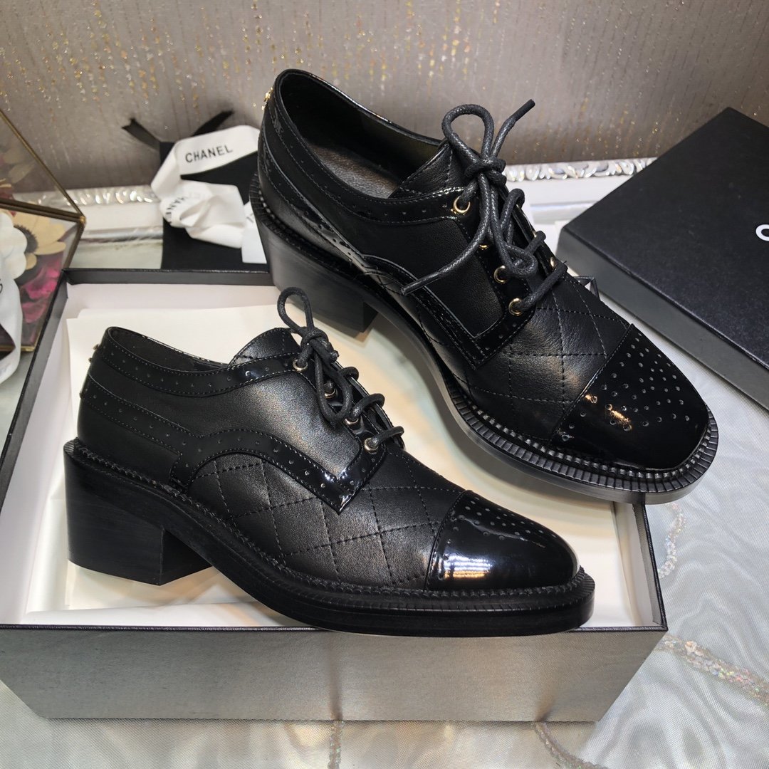 (1:1 replica) Chanel Women s Laced Shoes Black For Women